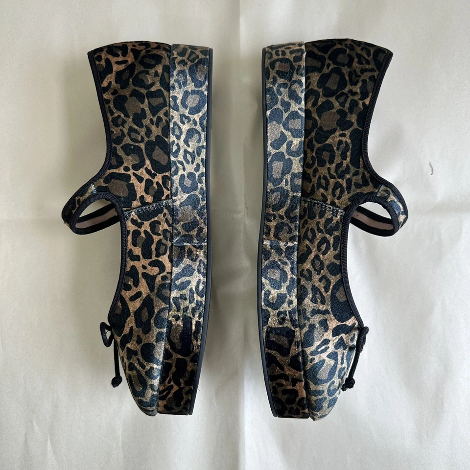 Zapatos Betsey Johnson Leopardo Mary Jane Mujer 11M Hellena Plataforma Planos Piel Sintética Foto 4 de 4