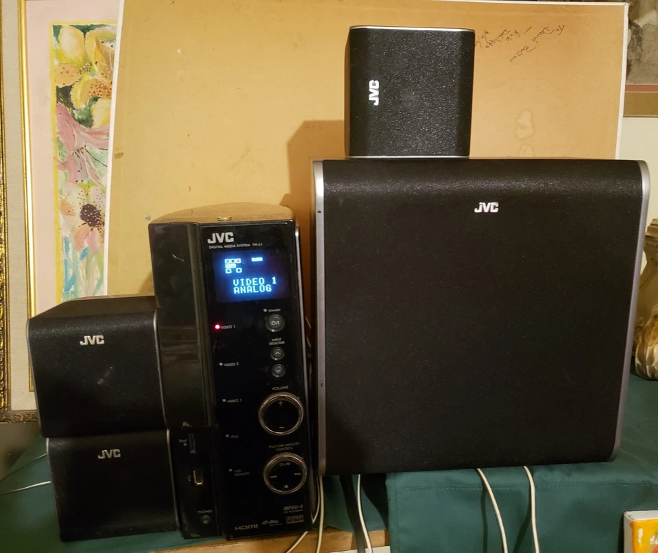 JVC Digital Media System  3 JVC speaker 1 subwoofer - Image 2 of 4