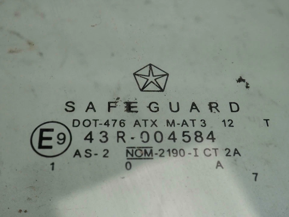 2001 - 2010 Chrysler Pt Cruiser Glass Window Door Driver Left Side Front Lh - Imagem 4 de 4