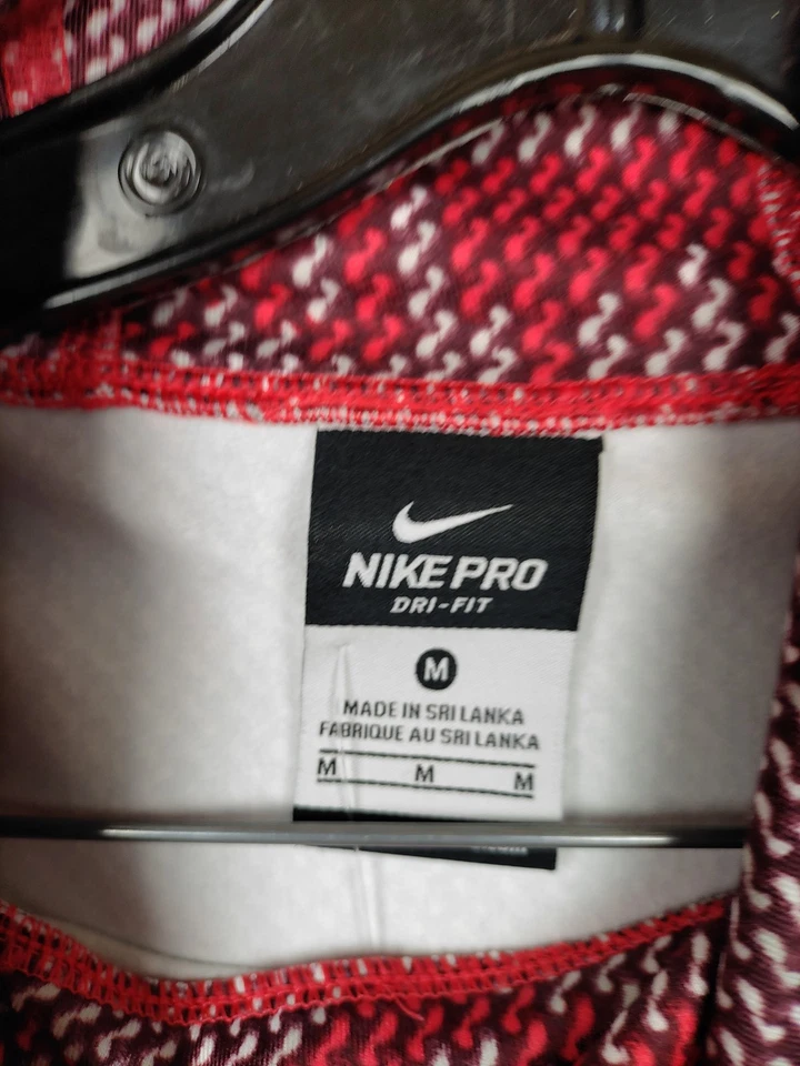 Nike Pro Dri-FIT Mujer Mediana Camisa Térmica Patrón Rosa Manga Larga Pullover Foto 3 de 4