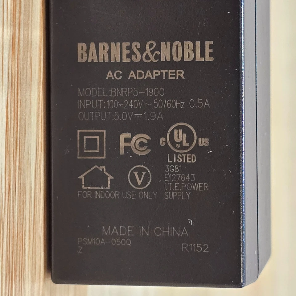 Barnes & Noble BNRP5-1900 USB Charger AC Adapter for Nook (WALL ADAPTER ONLY) - Image 2 of 4