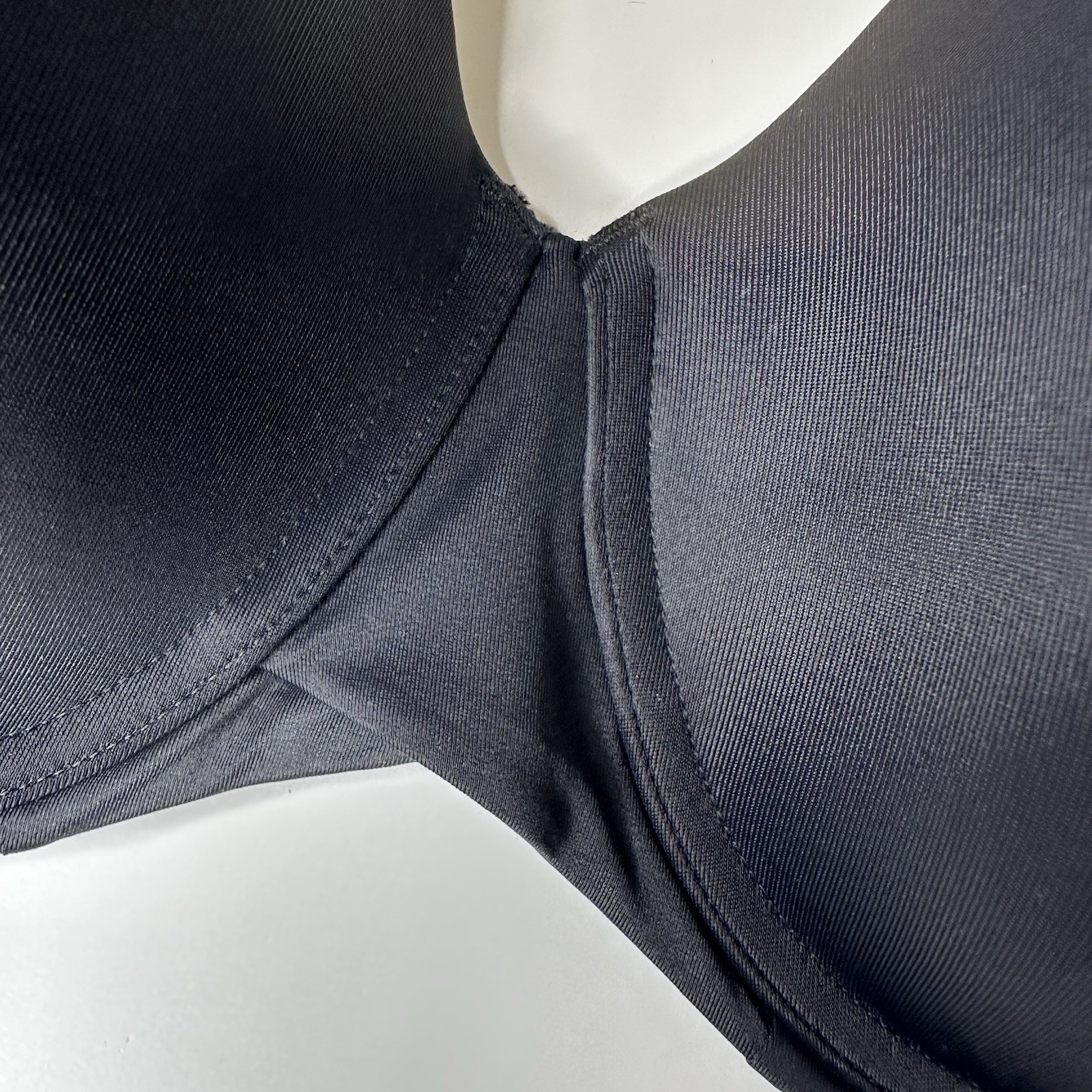 Maidenform Basic Black Bra Sz 40DD Underwire Adju… - image 9