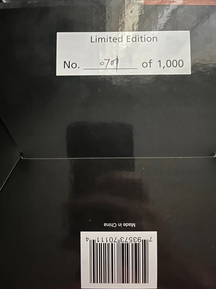 Estatua Batman Arkham Knight 2016 edición exclusiva Foto 3 de 3