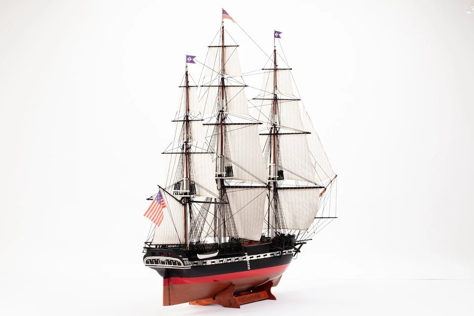 Billing Boats BB508 - USS CONSTITUTION - 1:100 - Kit completo di montaggio - Immagine 2 di 4