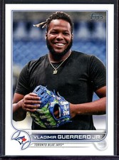 VLADIMIR GUERRERO JR. 2022 Topps Base Set Photo Variations #300 A Black Shirt SP