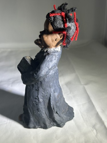 1993 ENESCO MARTHA HOLCOMBE FIGURINE - Signed - God Is Love Resin - Selena Jane - Picture 6 of 15