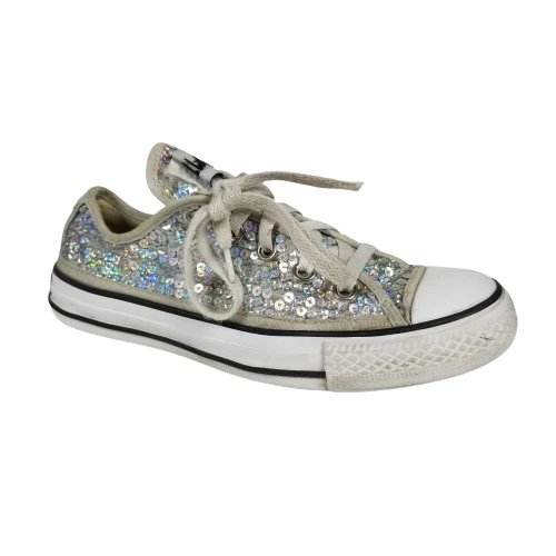 Light purple rhinestone converse  Bling shoes, Rhinestone converse, Diy  sneakers