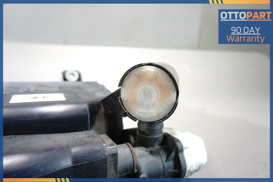 2010-2018 BMW F10 535i 640i 650i 550i Fuel Vapor Charcoal Canister OEM 7245540 - Image 3 of 4