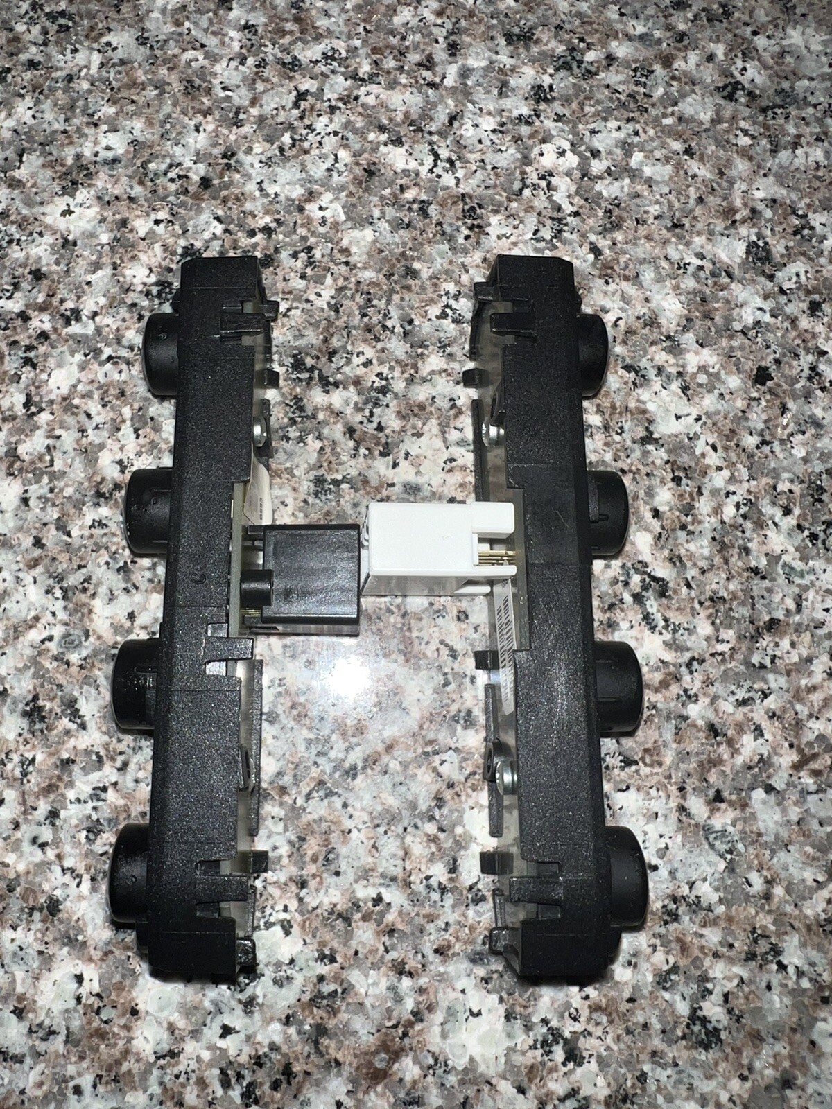 Maserati Quattroporte M139 Center Dash Switches (sport, Door Lock Etc)
