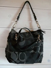 Classic Logo Coach Purse Black Classic Shoulder Bag Style F16620