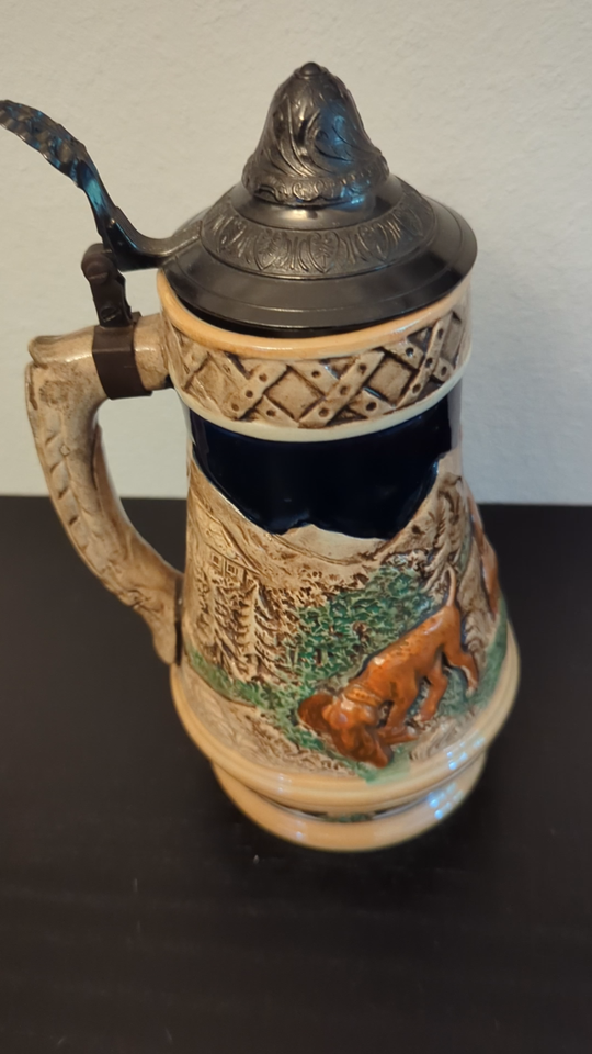 BEER STEIN MUSIC BOX, METAL LID, APPROX 10" TALL, MADE IN JAPAN VGC eBay