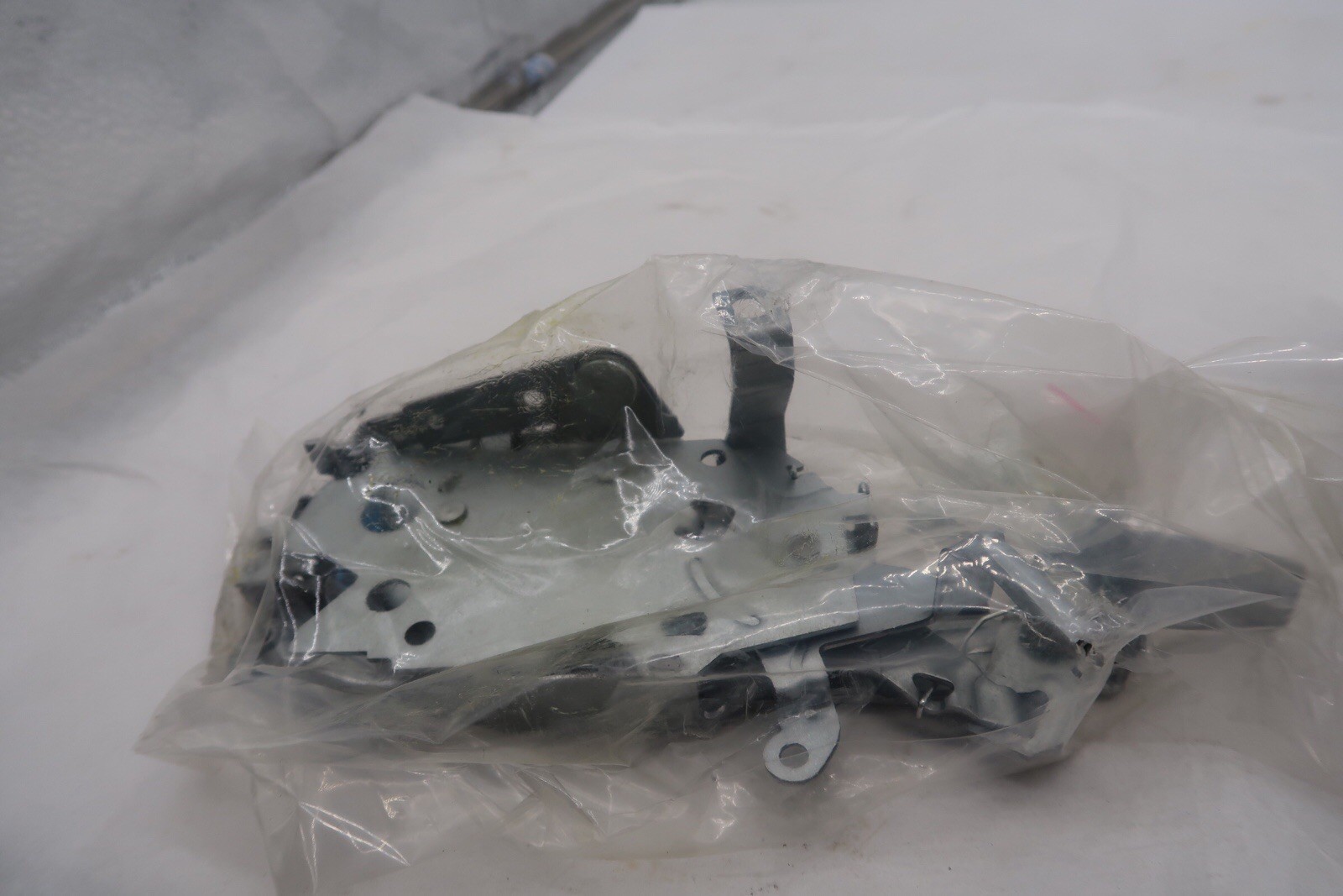 OER Door Latch Assembly LG-00-493/LH CAMARO/FIREBIRD 69/70 image 4