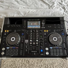 Pioneer RX2 All-In-One In Magma Flight Case