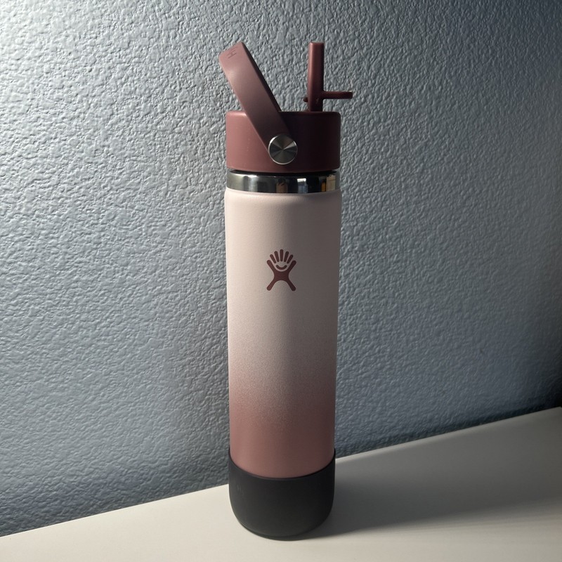 Hydro Flask 24 oz Pink Ombré Pattern Tumbler With Accessories