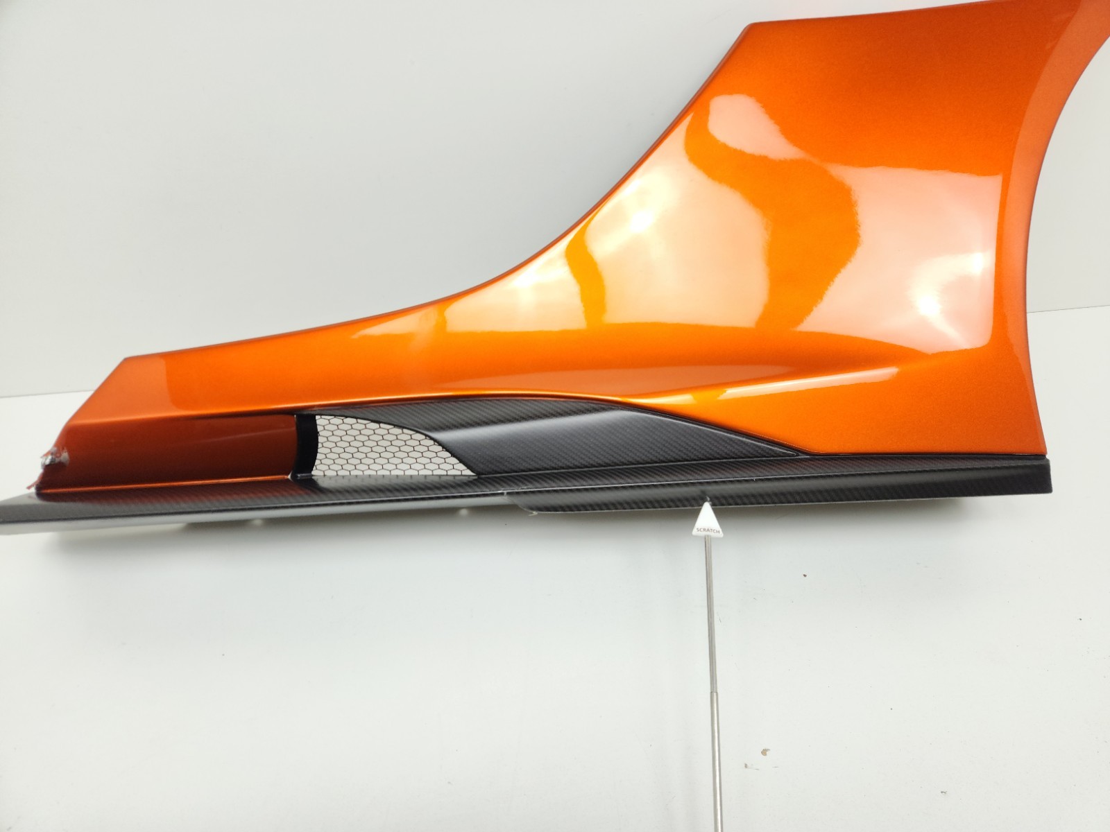 2015-2017 MCLAREN 675LT LEFT ROCKER SIDE QUARTER ROCKER PANEL CARBON FIBER OEM