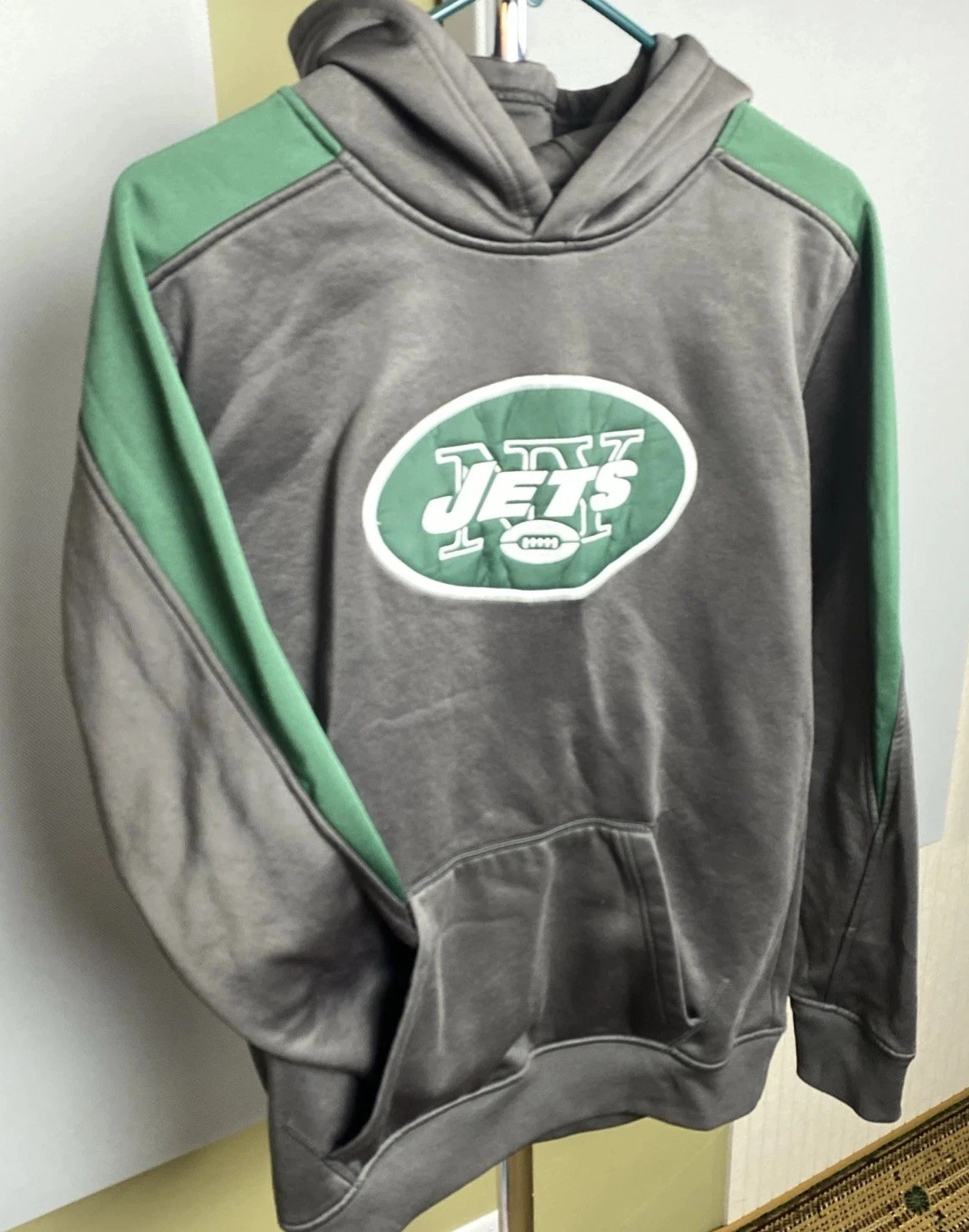 VETEMENTS Felpa con cappuccio NFL Team Apparel Youth NY Jets manica lunga grigia con verde