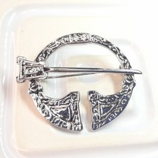 Faux Penannular Brooch Silver Tone Scottish Lapel Pin