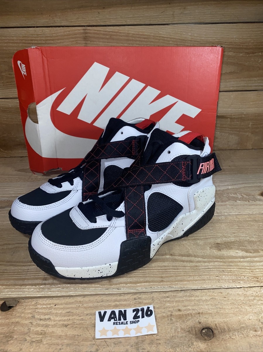 NEW: SZ 8: Nike Air Raid White University Sneakers: Red  display picture 3