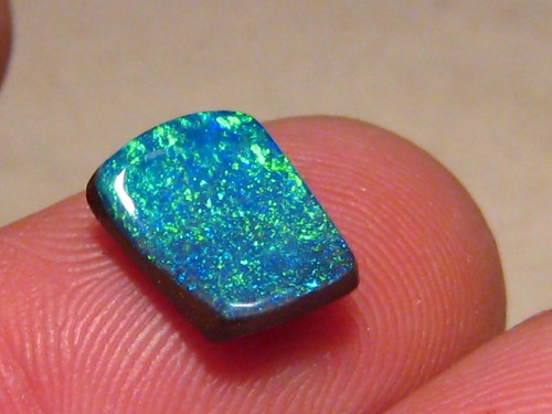 3 ct. Boulder opal Natural Australian Gem Boulder Opal B5 Brightness - Picture 3 of 9