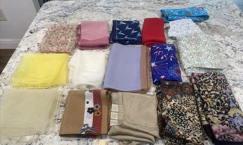 16 VINTAGE & PRE OWNED 50s-80s SCARF LOT OF MIXED STYLES & DESIGNS Retro pinup