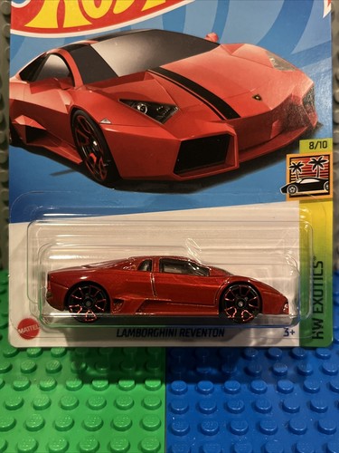2023 Hot Wheels #224 HW Exotics 8/10 LAMBORGHINI REVENTON Red New - Picture 2 of 2