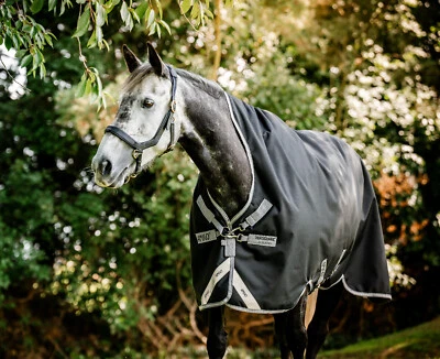 Horseware Amigo®1200 Wug Turnout (50g Light) Black/Titanium Grey & Silver