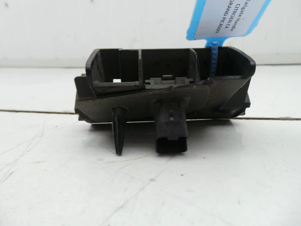 Manija de liberación de tapa de maletero puerta trasera Citroen C4 Grand Picasso MK1 Foto 3 de 4
