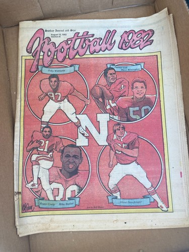 RAR. 1982 Nebraska Football - Zeitungsvorsaisoneinlage - TRIPLETS
