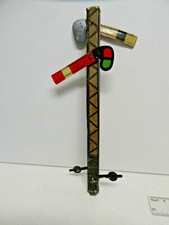 VINTAGE METAL PRESSED TIN TRAIN SET SIGNAL POLE POST 