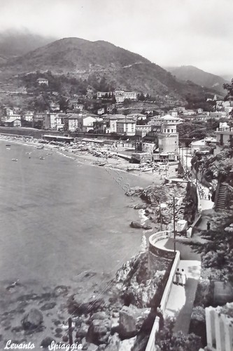 Cartolina - Levanto ( La Spezia ) - Spiaggia - 1955