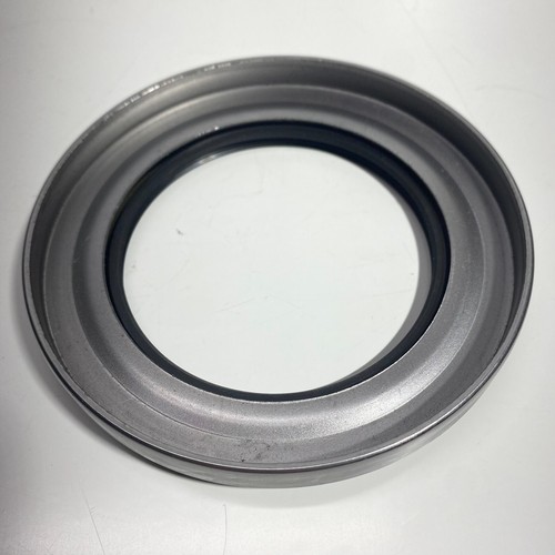Pair of Oil Seal Rear Wheel Hub Inner for ISUZU NPR NQR 8971229370 - Picture 7 of 7