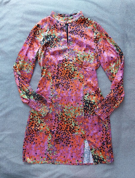 Vestido Colorido de Bershka (precio original 30€)