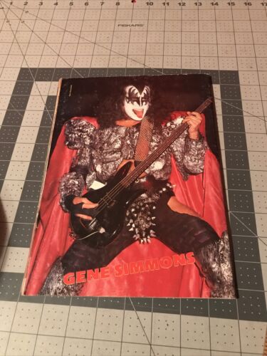 Vintage September 1988 Rock Scene Spotlights #5 The Kiss Tours - Picture 4 of 8