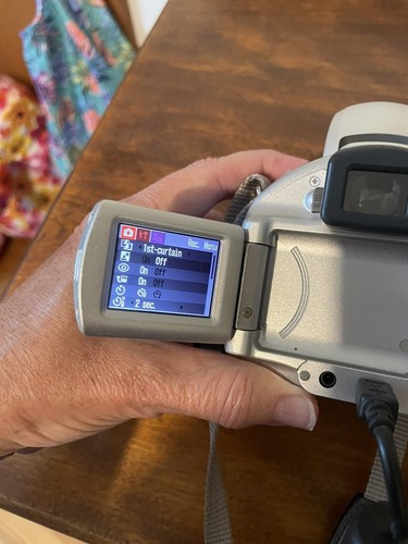 Canon PowerShot Digital Camera S1 IS 3.2 MP 10x Optical Zoom PC 1058 - AS IS - Picture 8 of 14