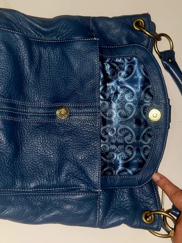 STONE MOUNTAIN BLUE LEATHER CROSSBODY/SATCHEL BAG - Picture 4 of 9