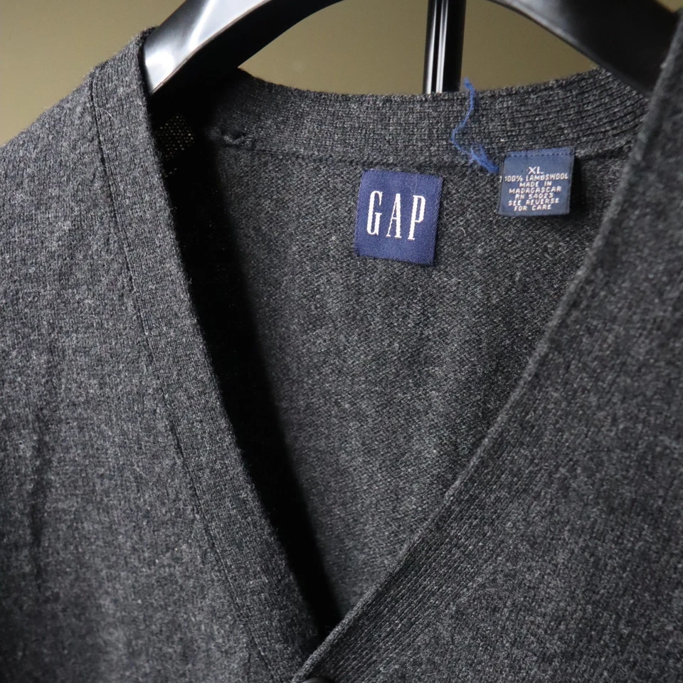 Cárdigan Suéter Gris Para Hombre XLarge Y2K DE Colección gap 100 % Lana de Cordero Foto 3 de 4