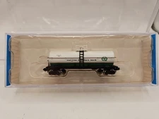 Bachmann Silver Series N Scale QUAKER STATE  O.S.O.X #746 Single Dome Tank Car