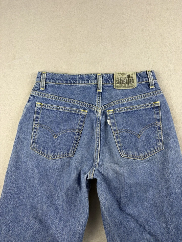 Jeans feminino vintage Levi’s SilverTab ajuste solto médio 9/10 jeans azul anos 90 Y2K - Imagem 4 de 4