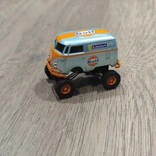 M2 Machines Kustom gulf michelin 1960 VW Delivery Van 4X4 big foot chrome