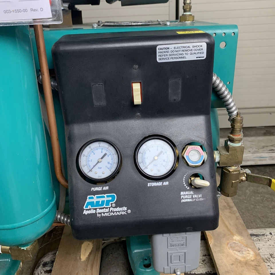 ADP Apollo A0C0S22D Dental Air Compressor Unit Oil Lubricated 1HP 230V - Image 3 of 4