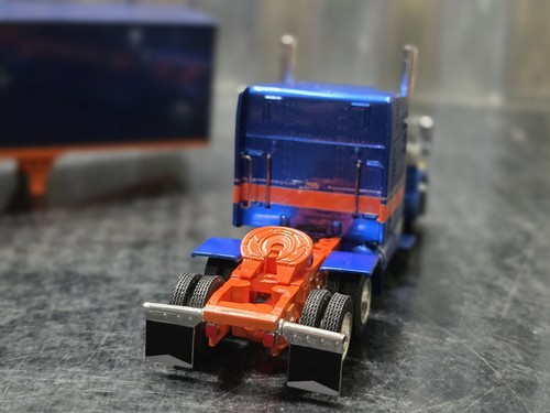 DCP Rollin Transport Peterbilt 379 1:64 Scale Diecast 33071 Tractor Trailer - Picture 15 of 24