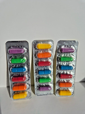 3 x 6 Farben Osterei Färben Farbkapseln zum Dekorieren Malen Kunst Eier