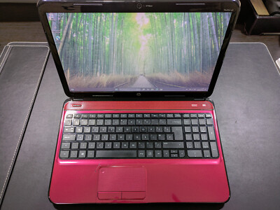 HP Pavilion G6-2213sa Laptop   rot
