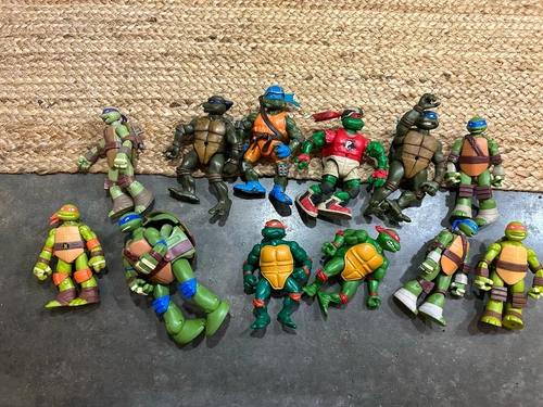 Lot 12 Vintage 2003 & Up Teenage Mutant Ninja Turtles Figures