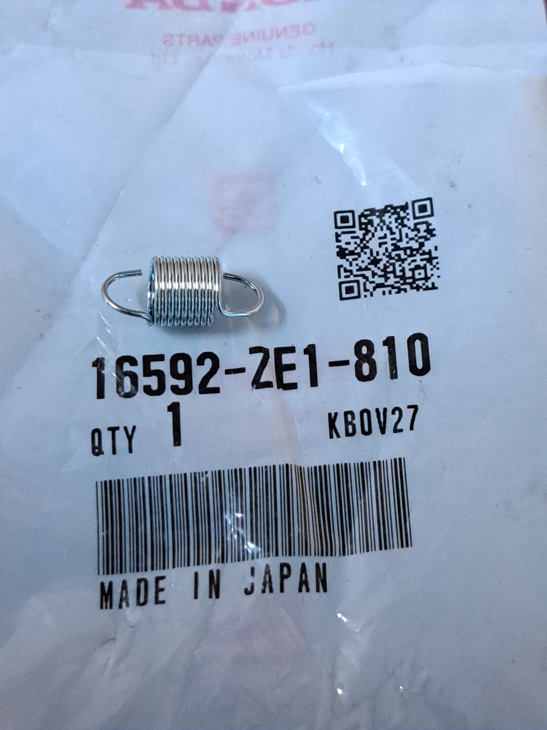 Cable Return Spring for Honda GX Engines - OEM No. 16592 ZE1 810