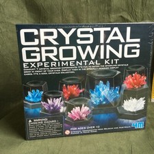 4M 7 Crystal Growing Experimental Kit. includes 7 display cases. FACTORY SEALED