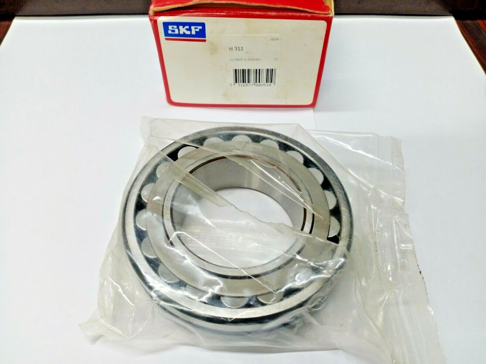 22211 EK C3 W33 + H 311 SLEEVE SKF NEW OPEN Spherical Roller Bearing