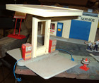 Ertl Big Farm Service Center Set