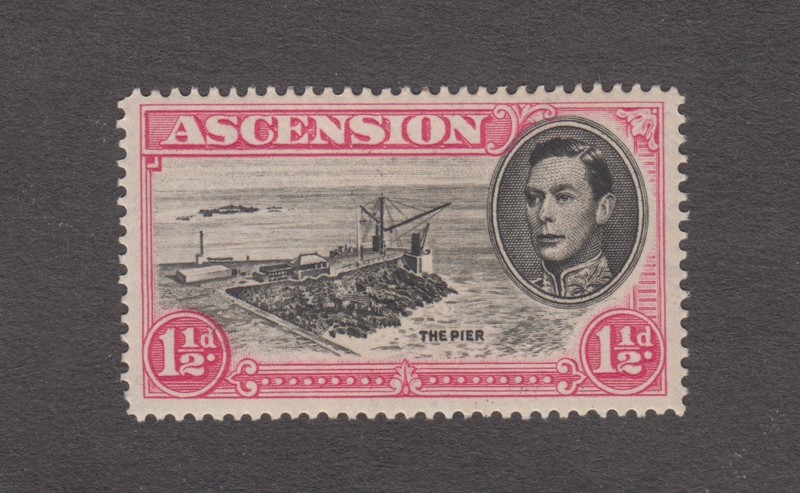 Ascension 1938.  1 1/2 d. ” The Pier ”. KGVl . Sc #42. MNH