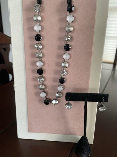 Collier Ras Du Cou (Choker) Sabika Strong Manhattan Noir - Classics Vol.4 - Neuf